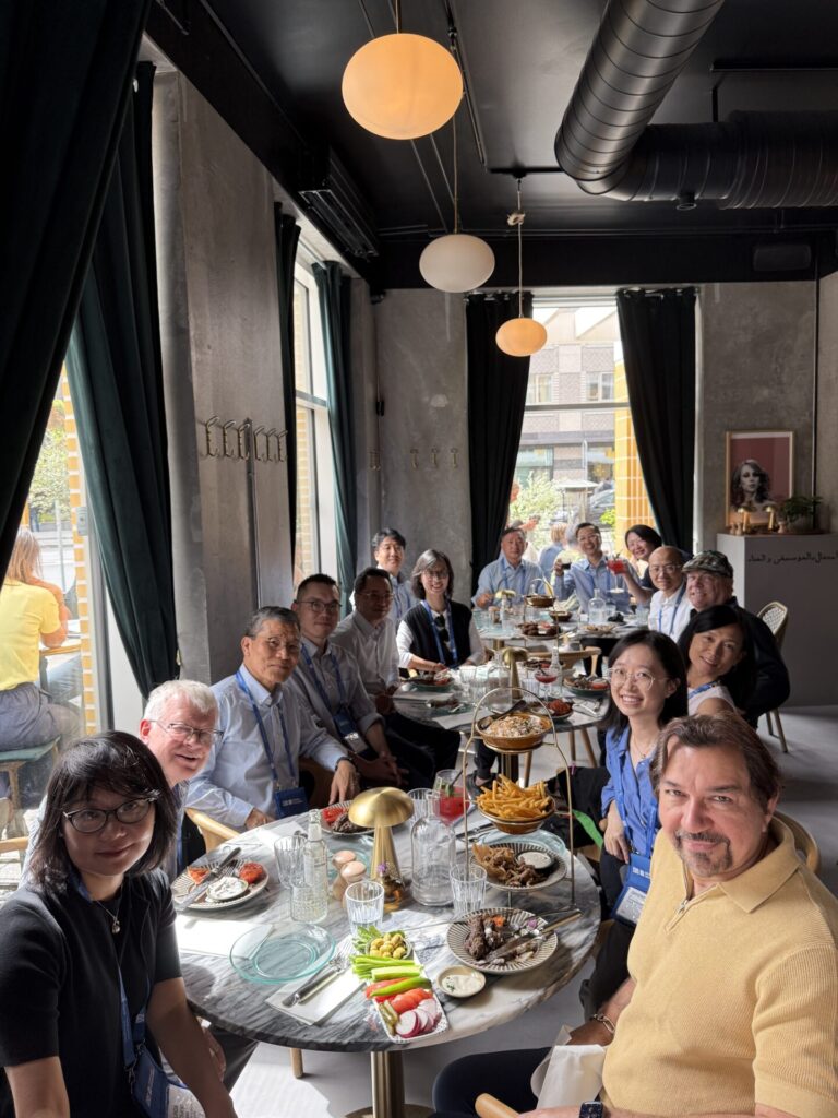 AOM 2025