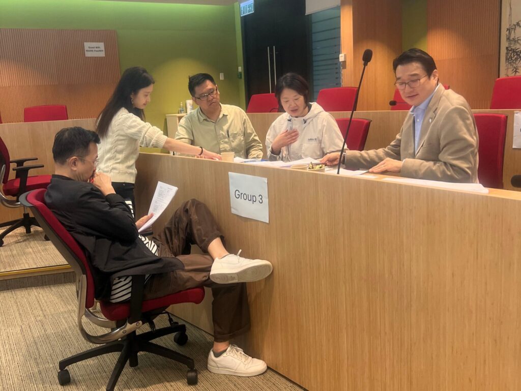 The workshops provided valuable opportunities for faculty members to exchange ideas and reflect on effective teaching practices that support student learning in a dynamic and engaging way.