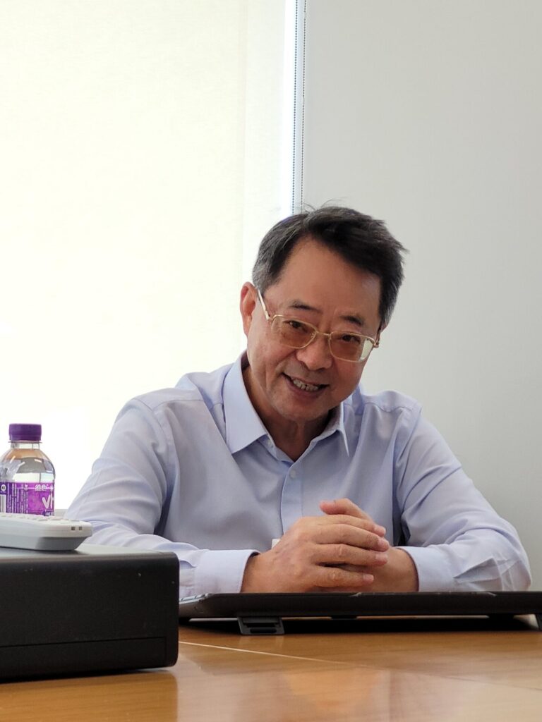 Professor Yadong LUO